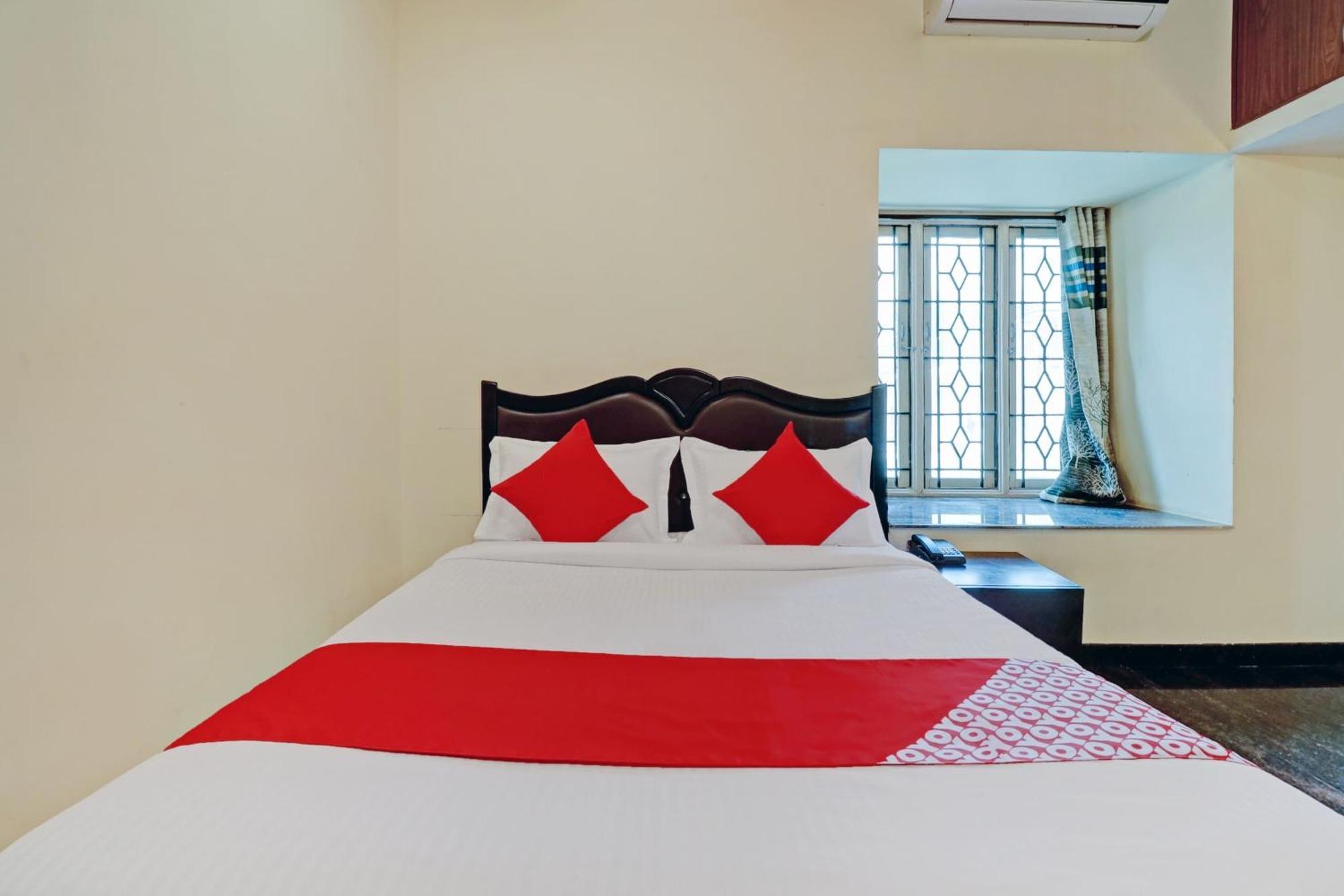 Hotel O Blooms Inn Bangalore Buitenkant foto