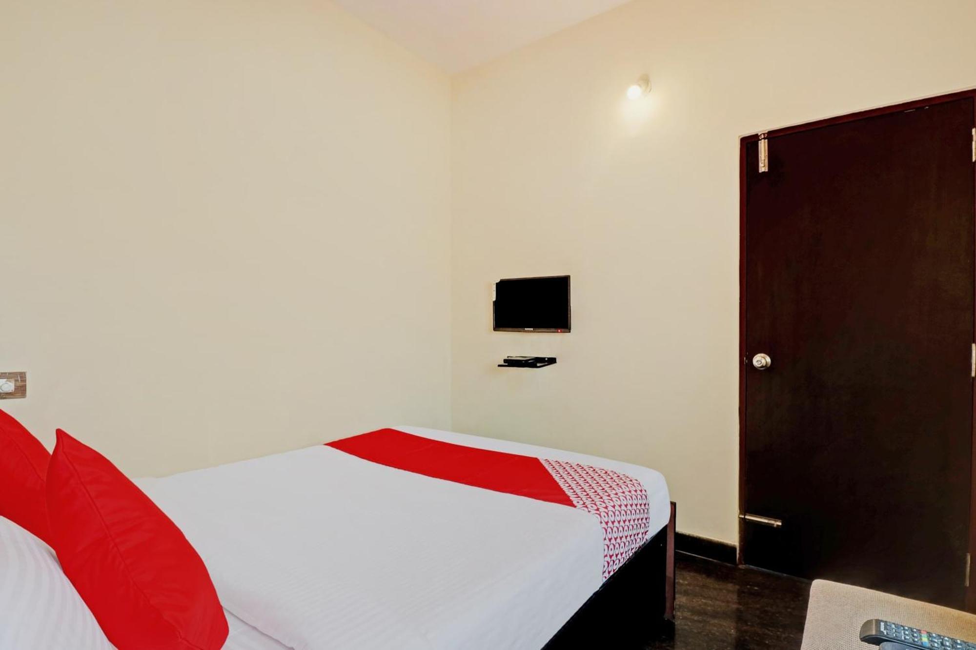 Hotel O Blooms Inn Bangalore Buitenkant foto