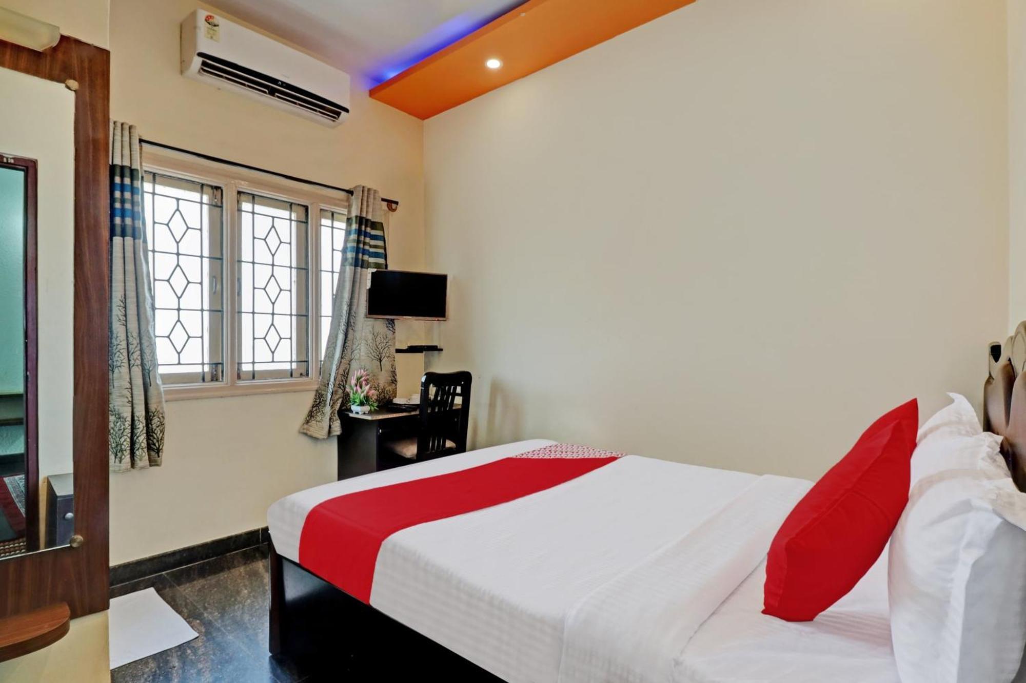 Hotel O Blooms Inn Bangalore Buitenkant foto